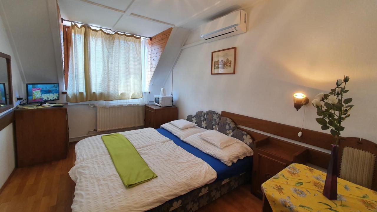 Harmonia Apartmanhaz Балатонлеле Екстериор снимка