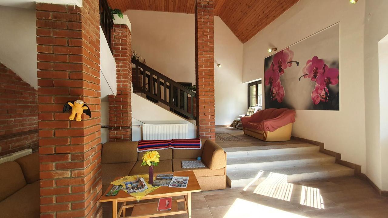 Harmonia Apartmanhaz Балатонлеле Екстериор снимка