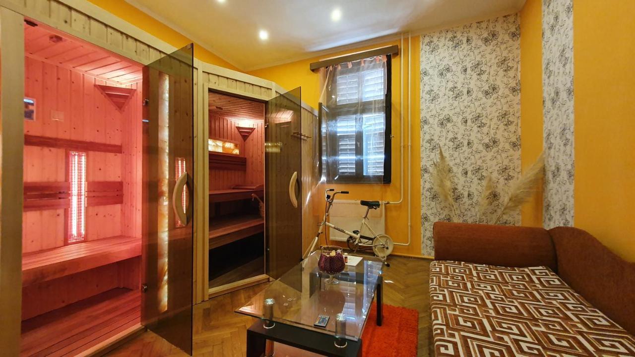 Harmonia Apartmanhaz Балатонлеле Екстериор снимка