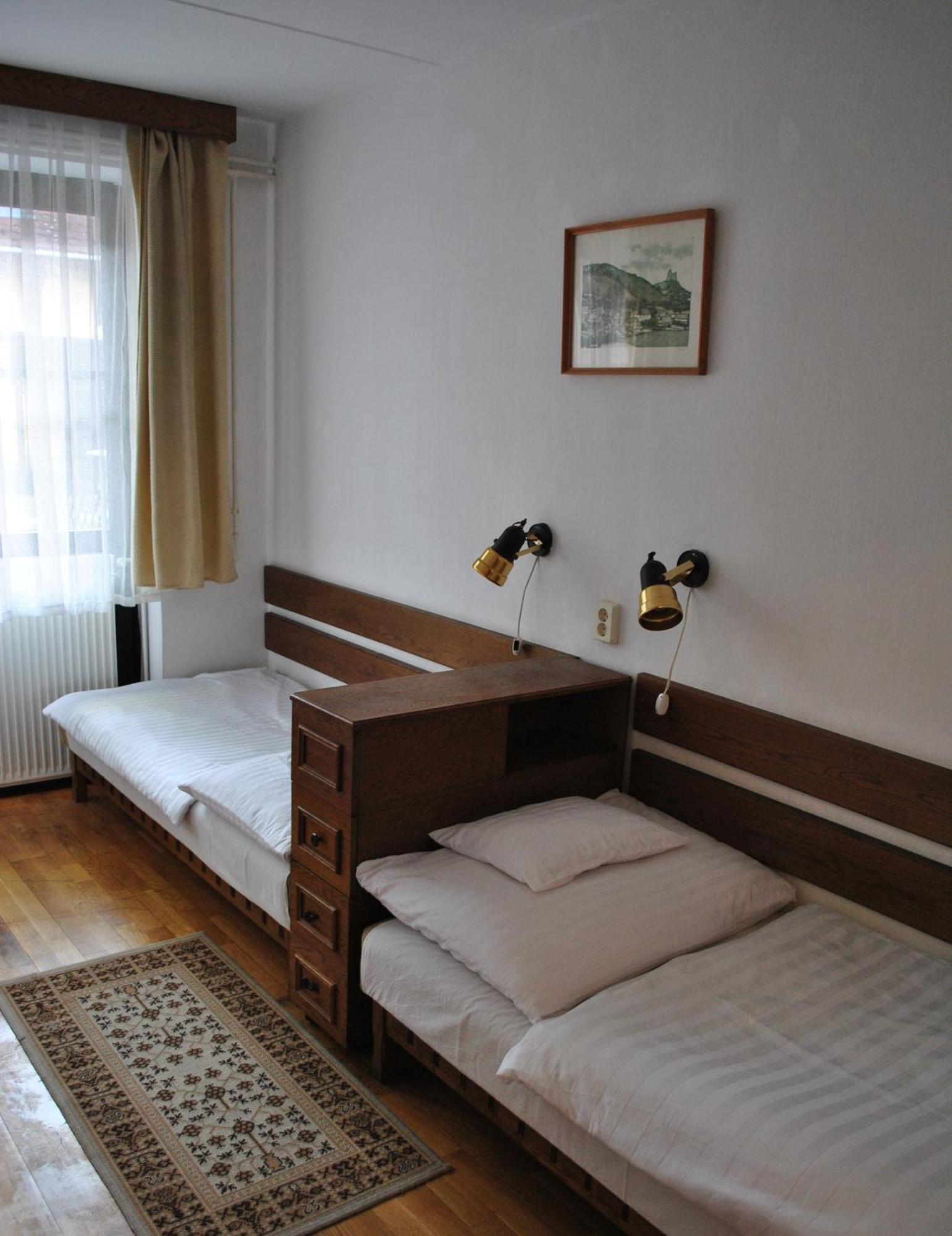 Harmonia Apartmanhaz Балатонлеле Стая снимка